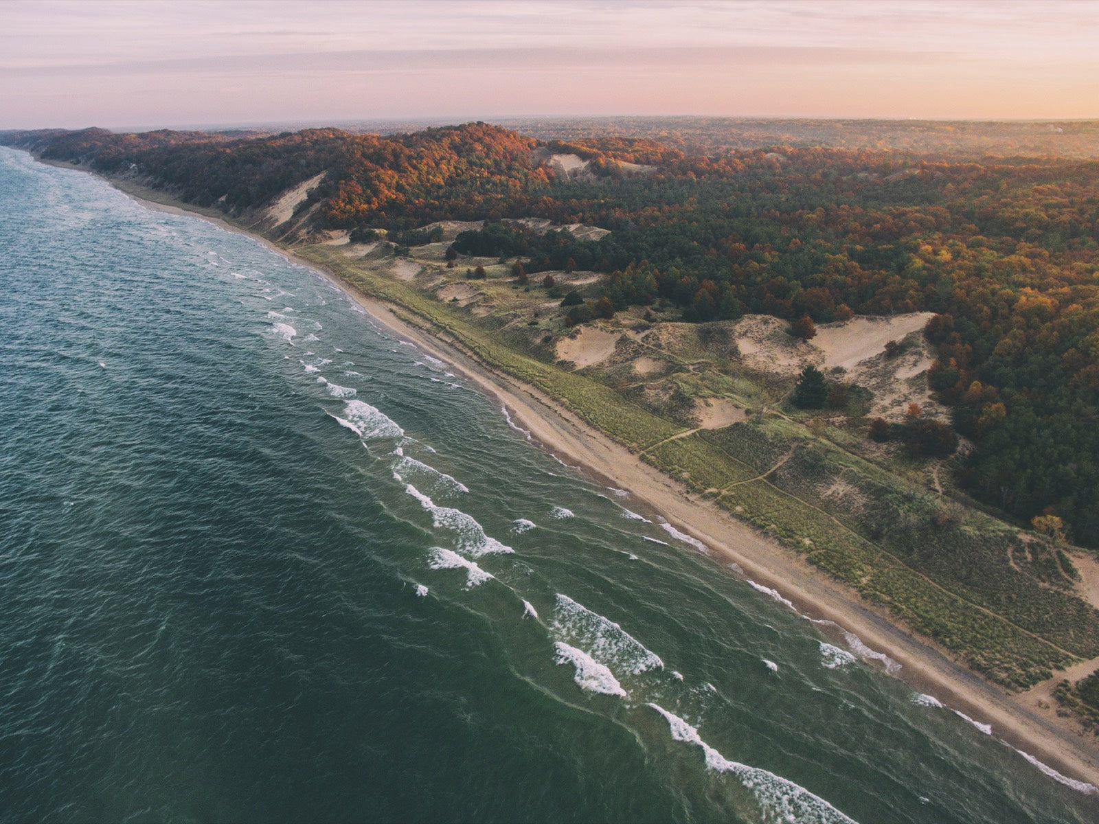 The Lake Michigan Circle Tour Guide